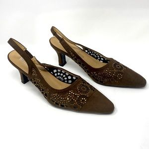WHITTALL & SHON Mocha Pointed Toe Slingback Beaded Heel Shoe Suede Mesh Sz10 NEW